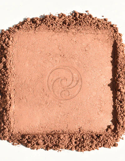 Living Nature's certified natural Summer Bronze Pressed Powder delivers a radiant, sun-kissed complexion.  Fragrance-free and suitable for all skin types, including sensitive skin. 13g