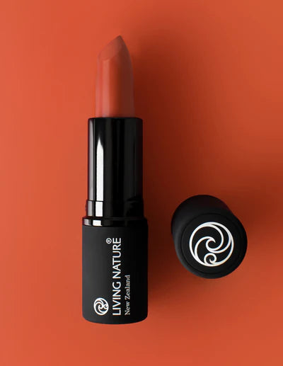 Feel the warmth with Living Nature’s certified natural Morning Sun lipstick, an earthy terracotta with a hint of pink and orange undertones. Formulated with the highest quality, all natural ingredients, Morning Sun hydrates and rejuvenates lips while providing long-lasting luscious colour. Presented in sleek black packaging, the nourishing waxes and premium pigments ensure smooth application for a gorgeous natural smile.