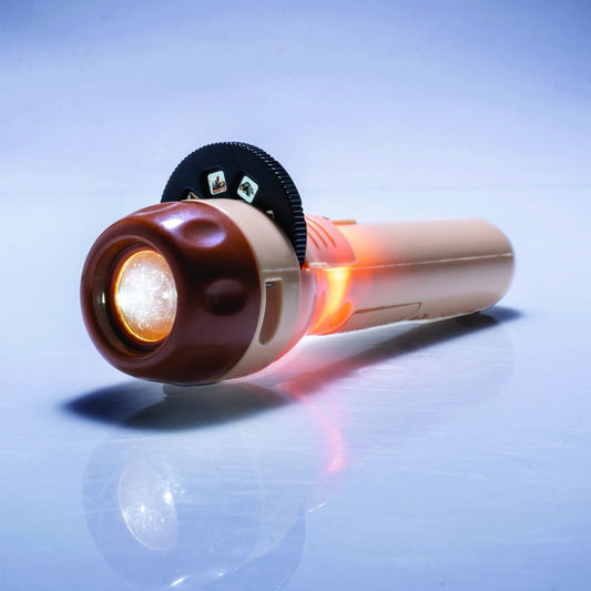 Torch Projector Dogs Brown and tan projector torch that you can use as a projector, or a torch! Slot in a picture reel to shine pictures of cats and kittens onto the walls. Comes with 3 pictures reels with 8 pictures each – 24 adorable images in total 12x2x2cm SKU: AC-TP/DO