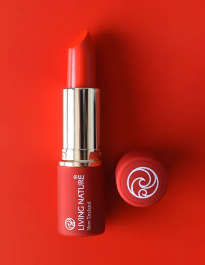Living Nature's Electric Coral lipstick is a dazzling addition to their award winning lipstick range. A vibrant orange-red, Electric Coral applies like velvet and provides a subtle pearlescent shimmer. This premium quality natural lipstick has a creamy formulation with long lasting bold colour that flatters every skin tone and brightens all occasions.
