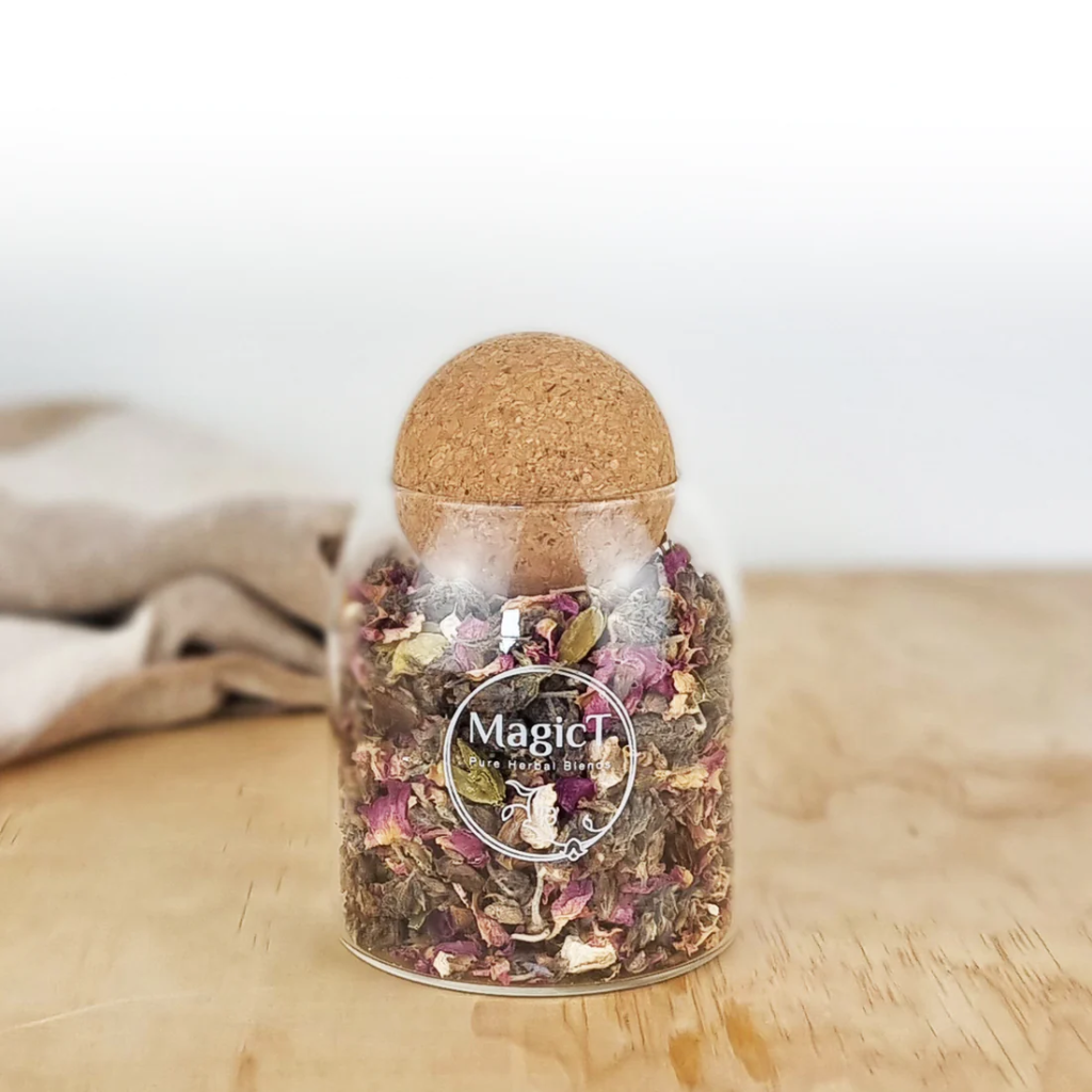 MagicT - Wellness - AntiOxidant Blend 50g Glass Jar 1st Stop, Marshall's Health Shop! Lavender, Cinnamon, Ginger, Cardamom, Chamomile, Star anise and Rose petal Lavender’s gorgeous purple flowers are the main ingredient of this blend, if you love lavender you love this tea. This antioxidant blend has been expertly formulated to achieve the highest quality in taste and therapeutics.