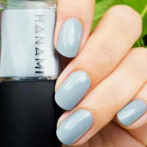 We are Hanami Cosmetics® - an Australian-made, proudly independently-owned and woman-run brand featuring a signature range of non-toxic nail polishes, lipsticks, mascaras and more, all without the nasties. 