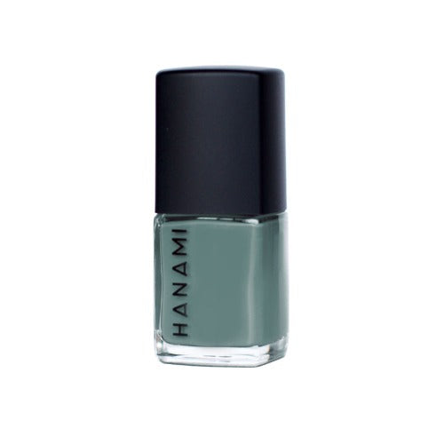 Created by naturopath Hannah Jones in 2016, after 10 years in the natural & organic industry, Hanami is here to help you look good, feel good and do good all at the same time. No more compromising your ethics for your style!