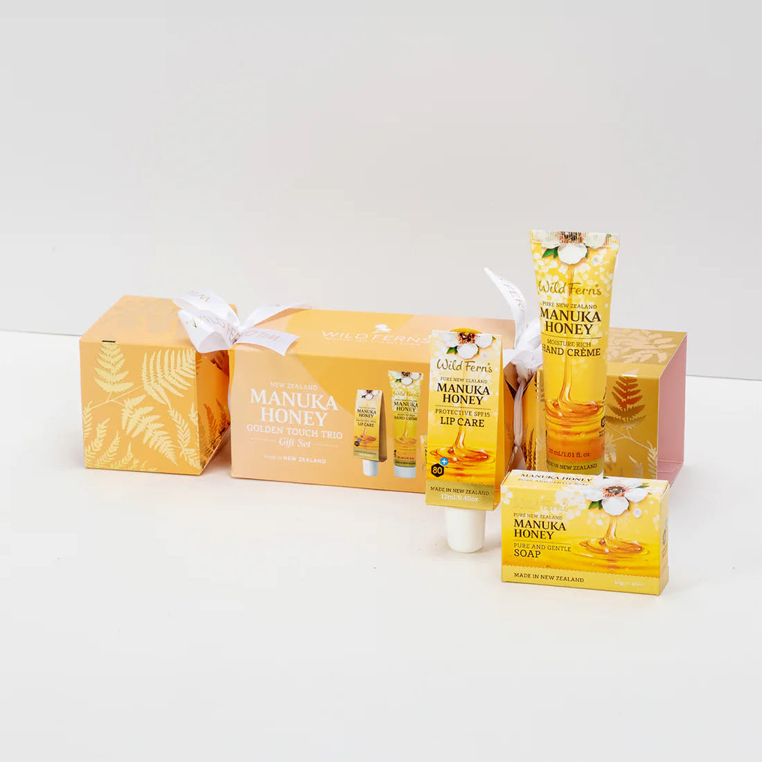 Wild Ferns Manuka Honey Golden Touch Trio Gift Set Cracker Made in New Zealand

1st Stop, Marshall's Health Shop, Gift Shop!

SKU: WFCMN