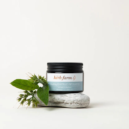 The Herb Farm Smoothing Kiwifruit Exfoliator

Our Smoothing Kiwifruit Enzyme Exfoliator utilises multiple layers of gentle yet effective exfoliation to buff away dead skin cells and bumps, leaving your skin fresh, smooth and radiant.

Our&nbsp;Comfrey Extract&nbsp;supports your skin to regenerate and renew during the exfoliation process.

Antioxidant-rich Kiwifruit Extract contains actinidin enzyme which helps to remove dead skin cells and impurities, while balancing the skins pH for healthy balanced skin.
