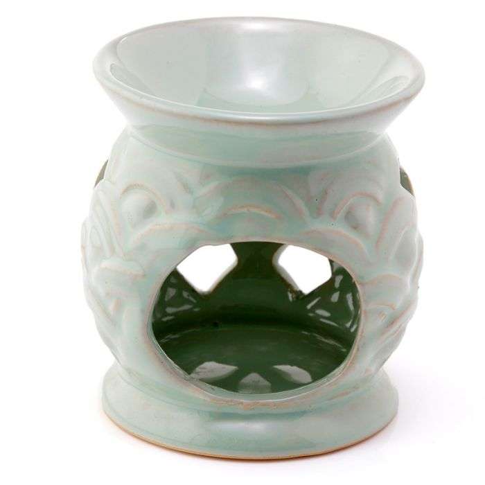 Eden Scallop Cut out Ceramic Oil Burner - MarshallsHealthShop