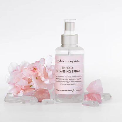 Indie + Mae | Energy Cleansing Spray

Mist away what no longer serves you.

Indie + Mae's Energy Cleansing Spray is your daily ritual in a bottle - a gentle mist to clear away emotional clutter, refresh your energy and bring calm to your space.

With rose quartz for love, sage for cleansing, and a grounding blend of essential oils, this aura cleansing product brings a little magic wherever you need it.

Spritz in your room, on your pillow, or in your aura anytime you need a reset.

Lovingly made onsite in N