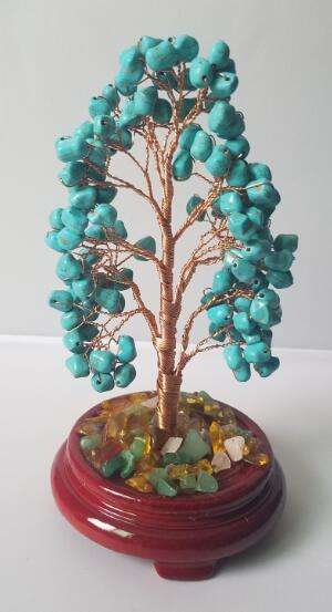Gemstone Tree Large Turquoise (Howlite) - MarshallsHealthShop