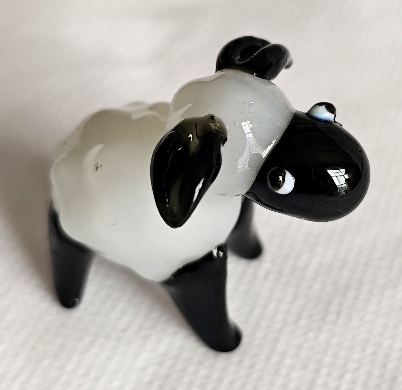 Glass Art Cute Sheep - MarshallsHealthShop