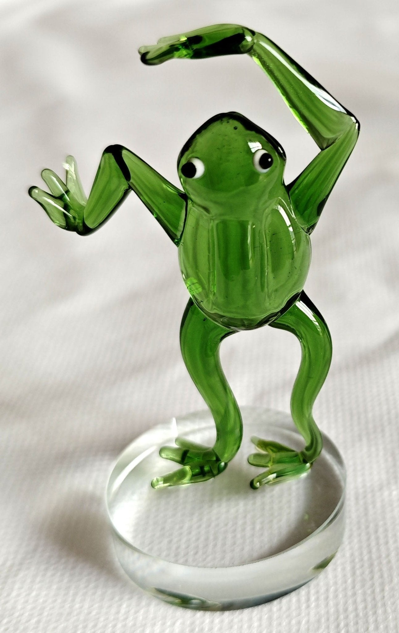 Glass Art Funny Frogs - MarshallsHealthShop