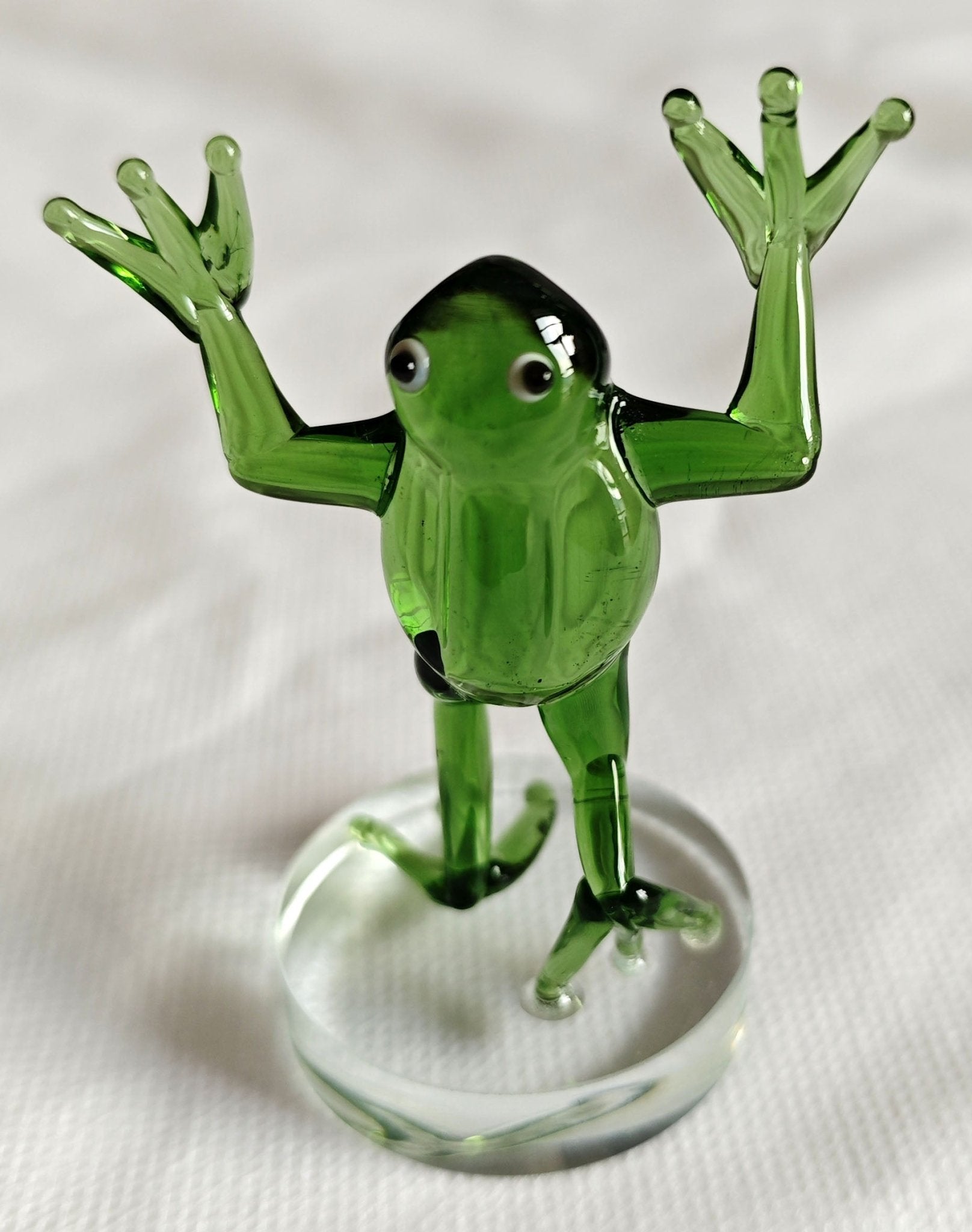 Glass Art Funny Frogs - MarshallsHealthShop