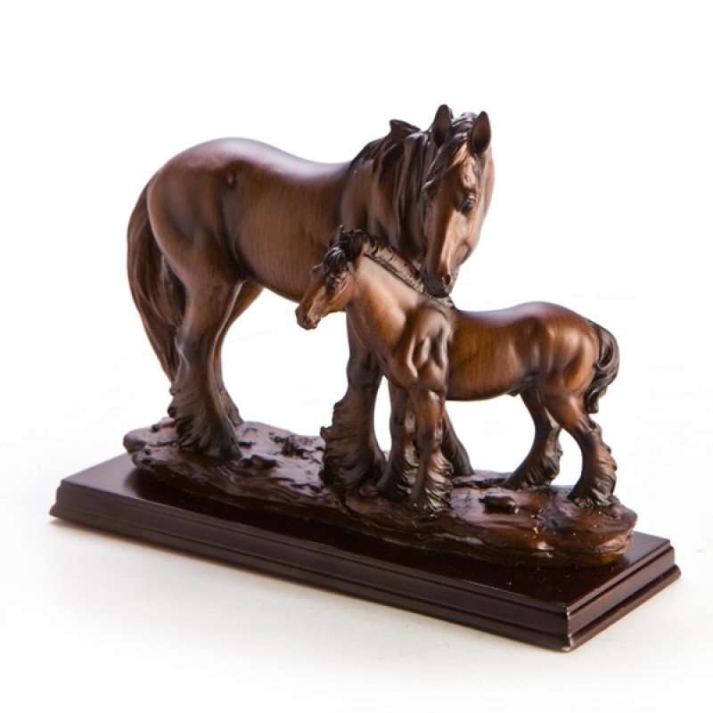 Horse Figurine Family (2) - MarshallsHealthShop