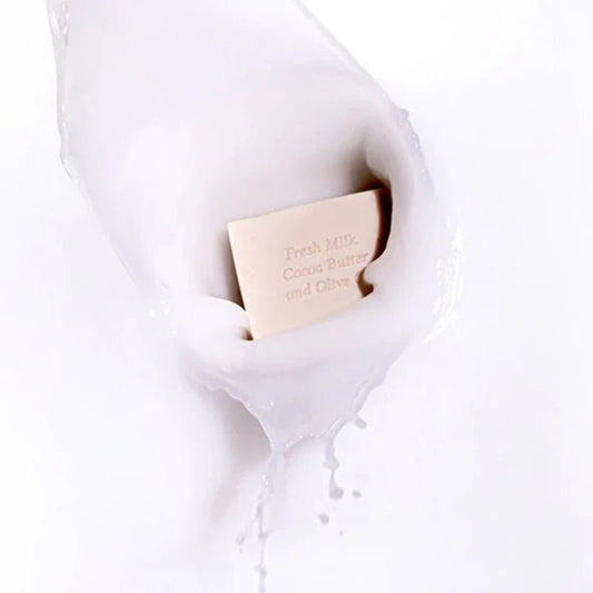 MOOGOO Hydrating Cleansing Bar 130g Buttermilk Buttermilk soap is especially good for people that have had dry skin, or develop dry skin from the sun or air-conditioning. Skin should never be dried out as it becomes more prone to lines and wrinkles.  Tip: These are big bars of Milk Soap (130g) so they last longer. Some people with smaller hands or children may find it easier if the bar is cut into two pieces.