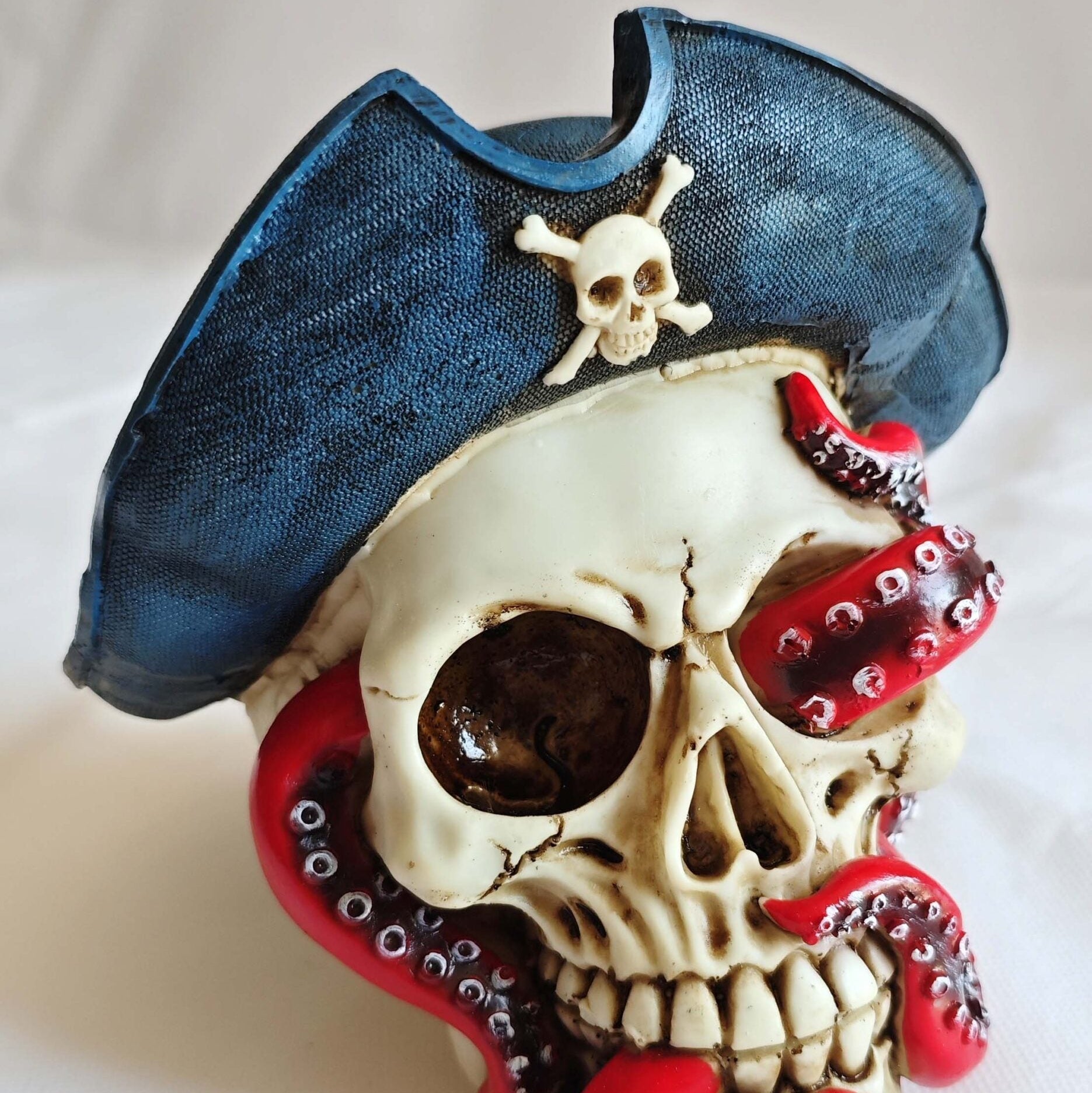 Pirate Skull with Red Octopus - MarshallsHealthShop