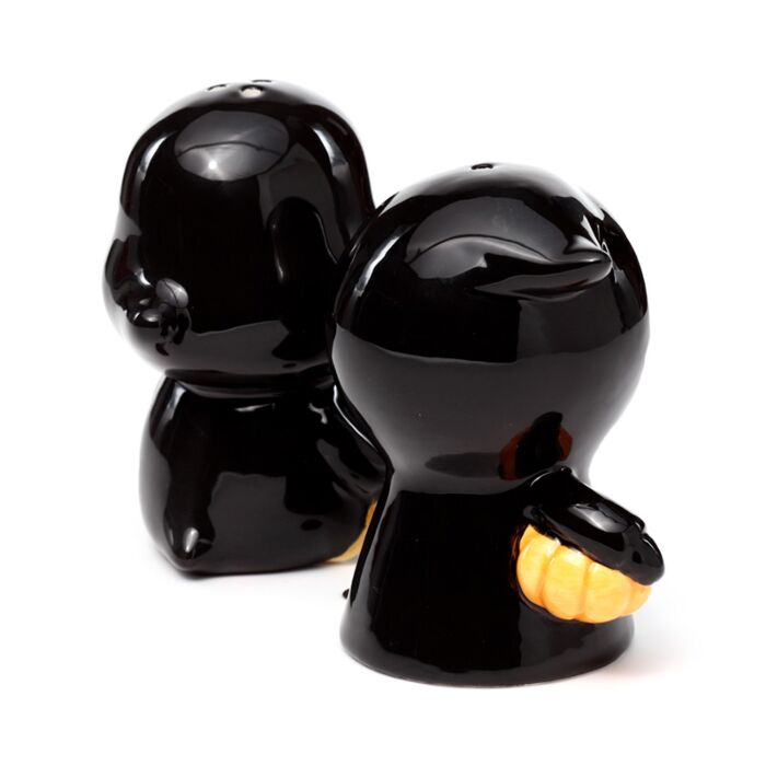 Skull Boy & Ghost Boy Ceramic Salt & Pepper Set
Material: Ceramic (Dolomite)
Food Safe: Yes
Dishwasher Safe: No
Microwave Safe: No
Set Contains:1 Salt and 1 Pepper Shaker
Access: Each pot can be filled via a rubber bung on the bottom.
1st Stop, Marshall's Health Shop, Gift Shop!

SKU: SP109