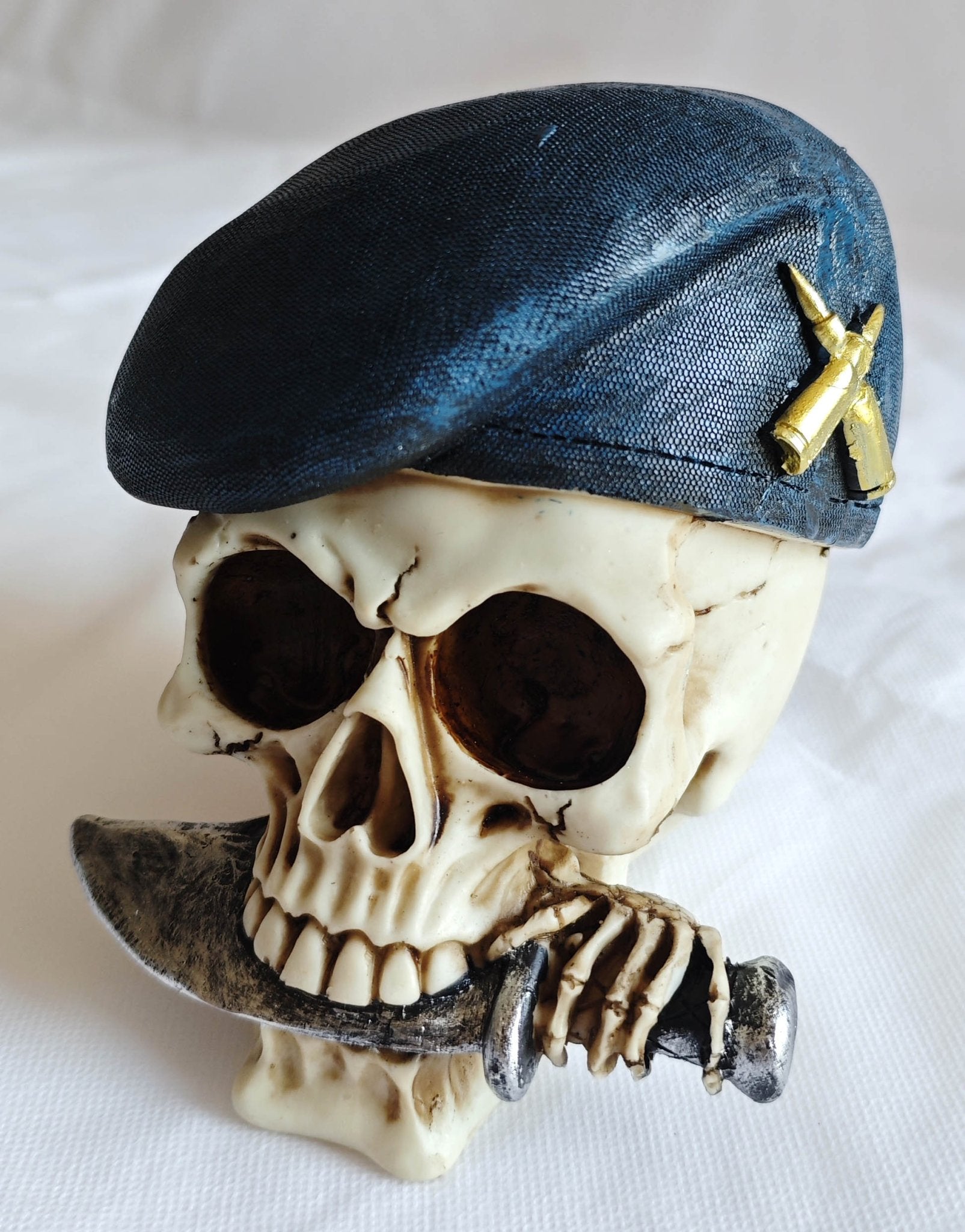 Skull Wearing Beret with Dagger - MarshallsHealthShop