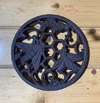 Salisbury Cast Iron Bee Trivet Cast Iron Bee Trivet 17cm  SKU:SY9029